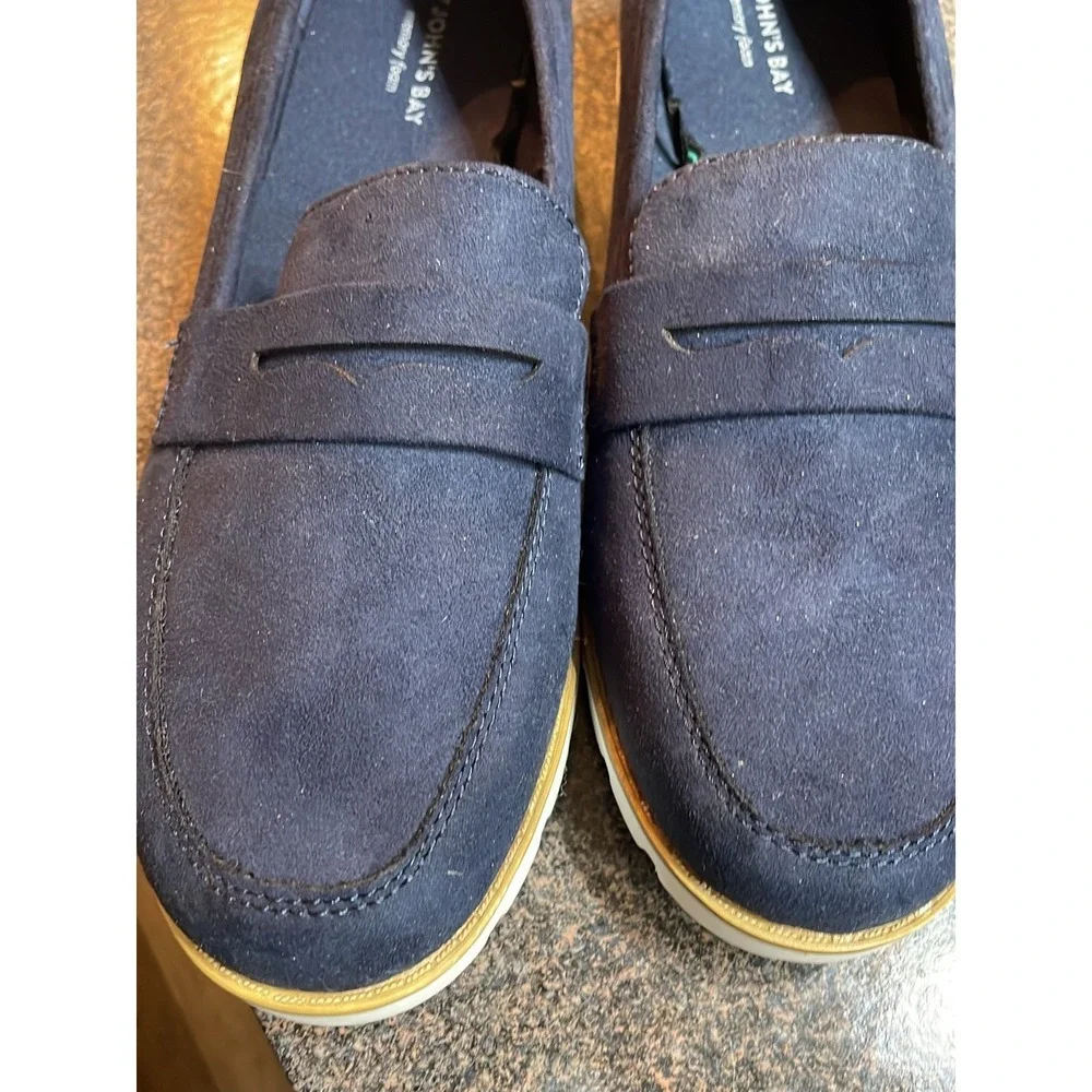 Saint John's Bay Loafers.‎  Size 8